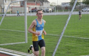 Résultats Meeting et départementaux 800/3000m de Chateaurenault