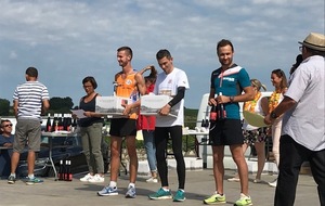 Foulées du Saumur-Champigny à Varrains ( 49 )