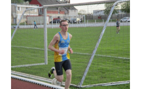 Résultats Meeting et départementaux 800/3000m de Chateaurenault